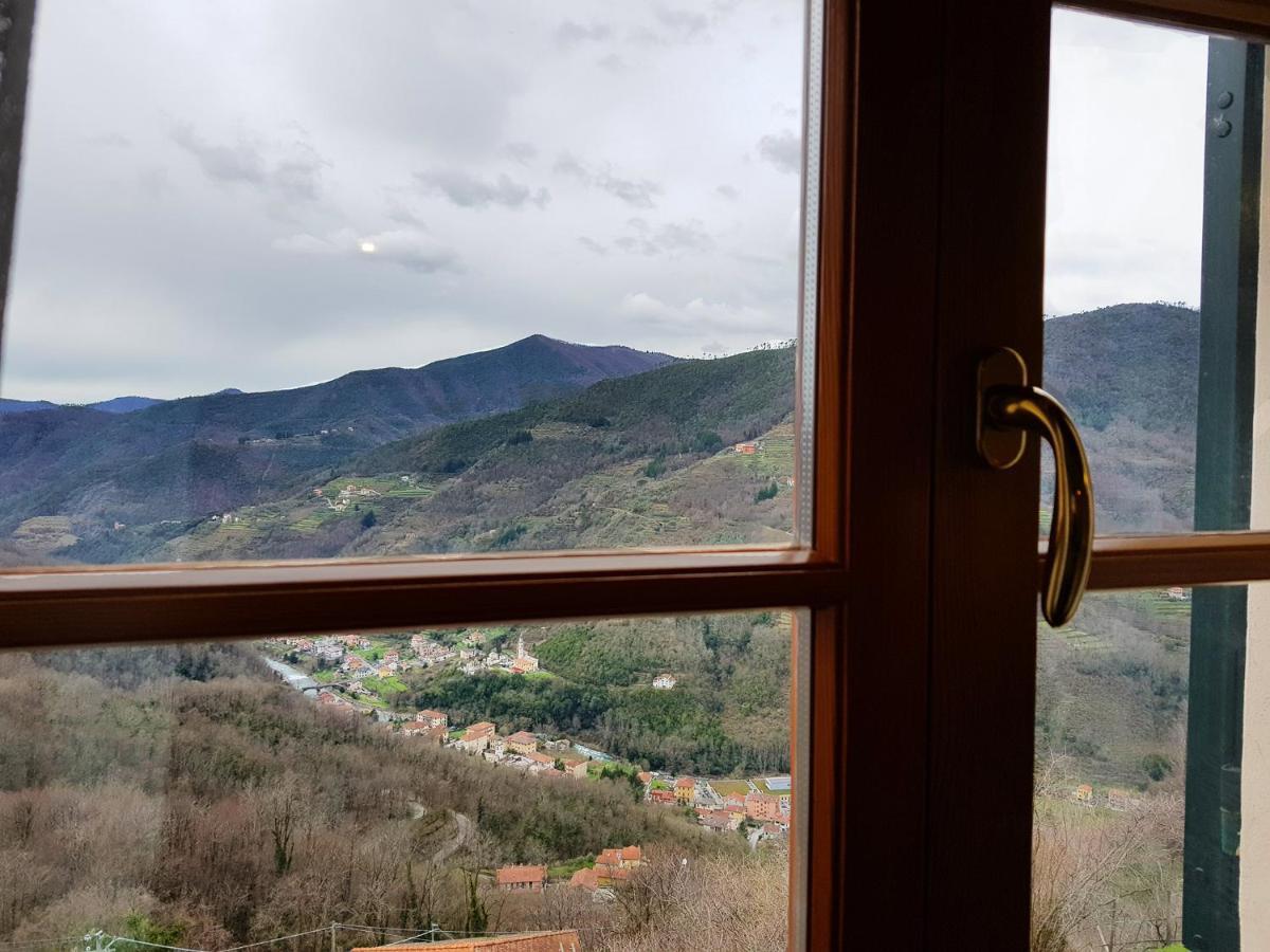 Bed and Breakfast Elsa House Mezzanego Exterior foto